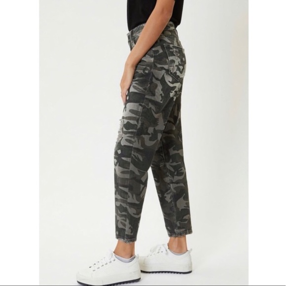 NWT KanCan High Rise Camo Style Estilo Denim Jeans 1/ 24 - Picture 2 of 16